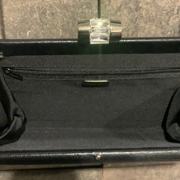 Unipel Designer Clutch from Singapore 🇸🇬 - Picture 7 of 7